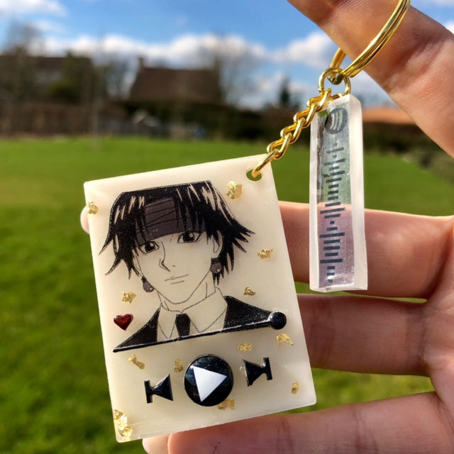 "Green golden retriever boy" anime music keychain