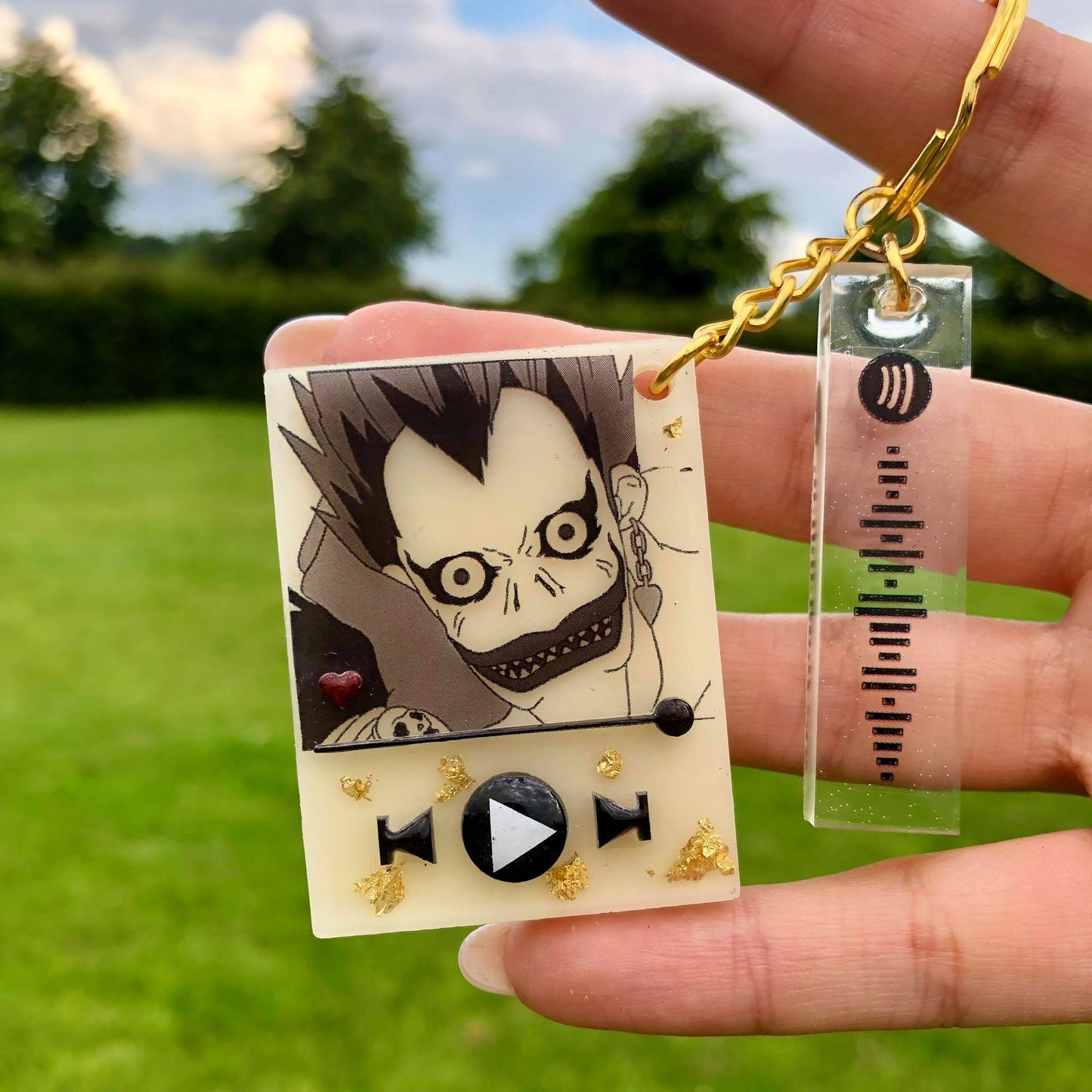 Psycho with book anime music keychain